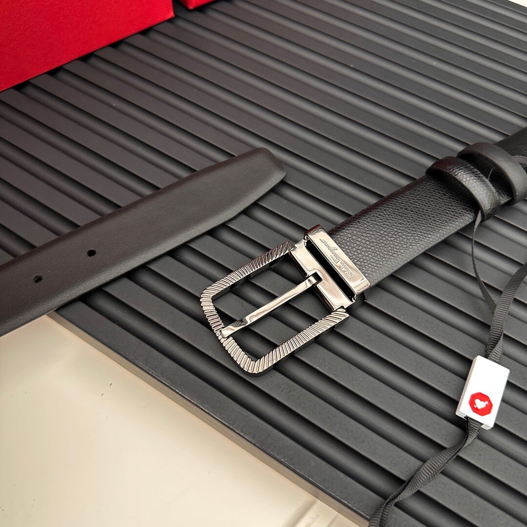 フェラガモ「Ferragamo」リバーシブルベルト