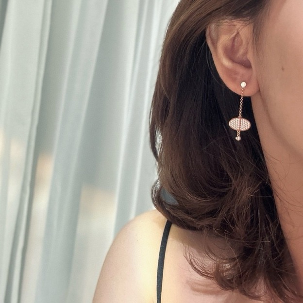 エルメス イヤリング、卓越した職人技の輝き