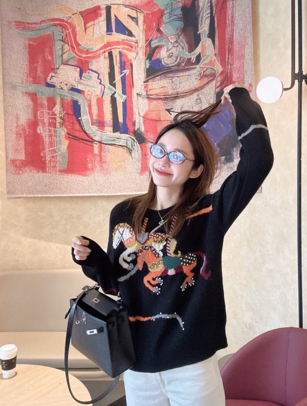 エルメス「Hermès」春季新作ラウンドネックスウェット