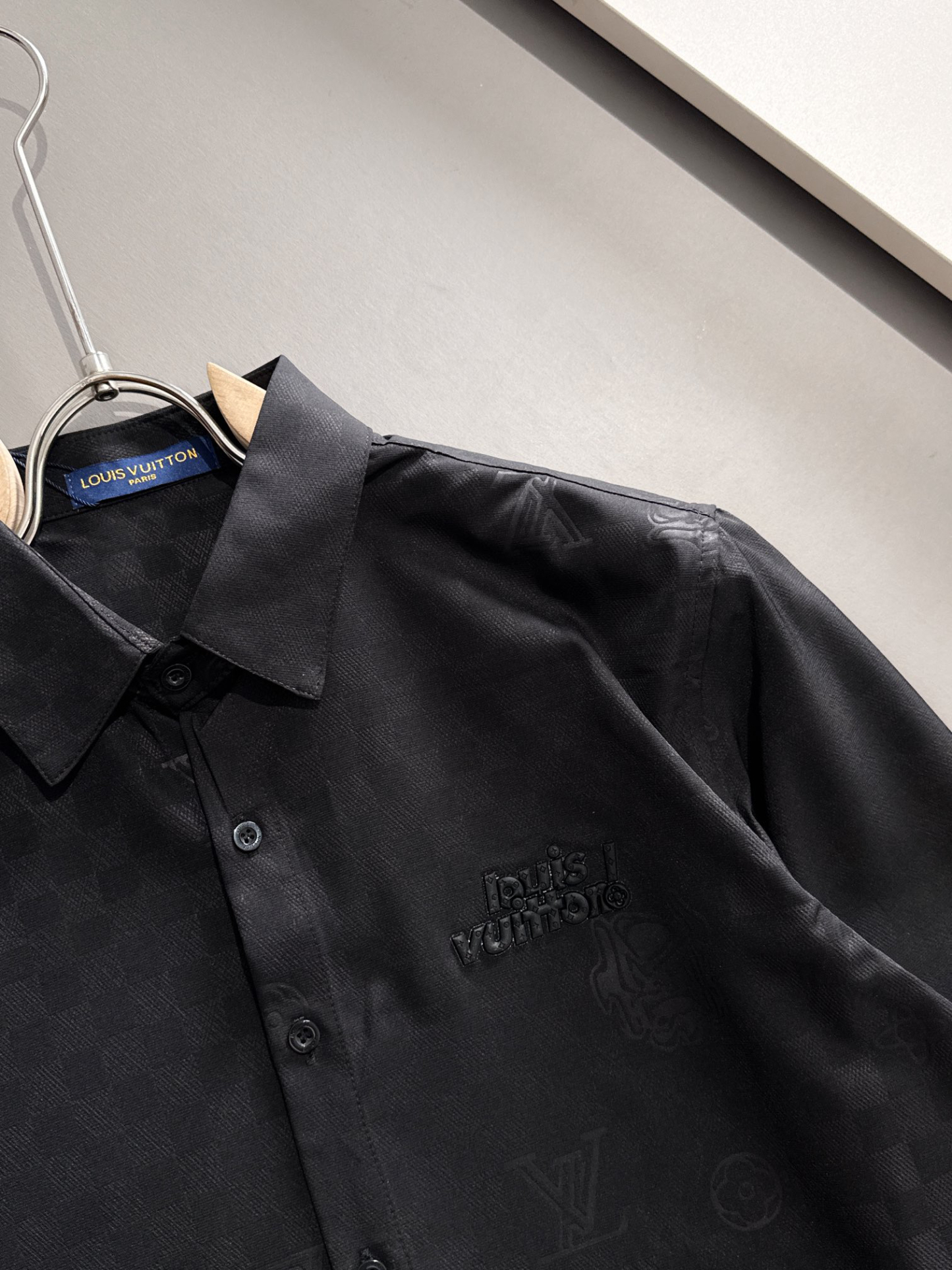 ルイ・ヴィトン「Louis Vuitton」2026 早春 コレクション シャツ