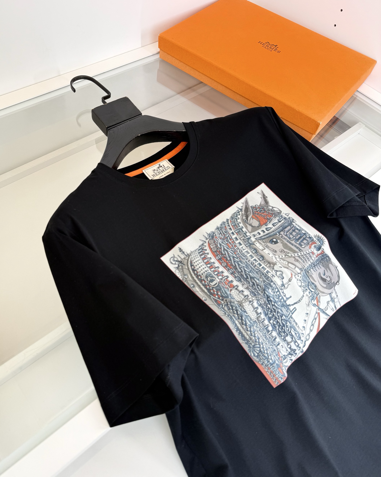 エルメス「Hermès」 クルーネックTシャツ 軽やかな着心地 春夏新作
