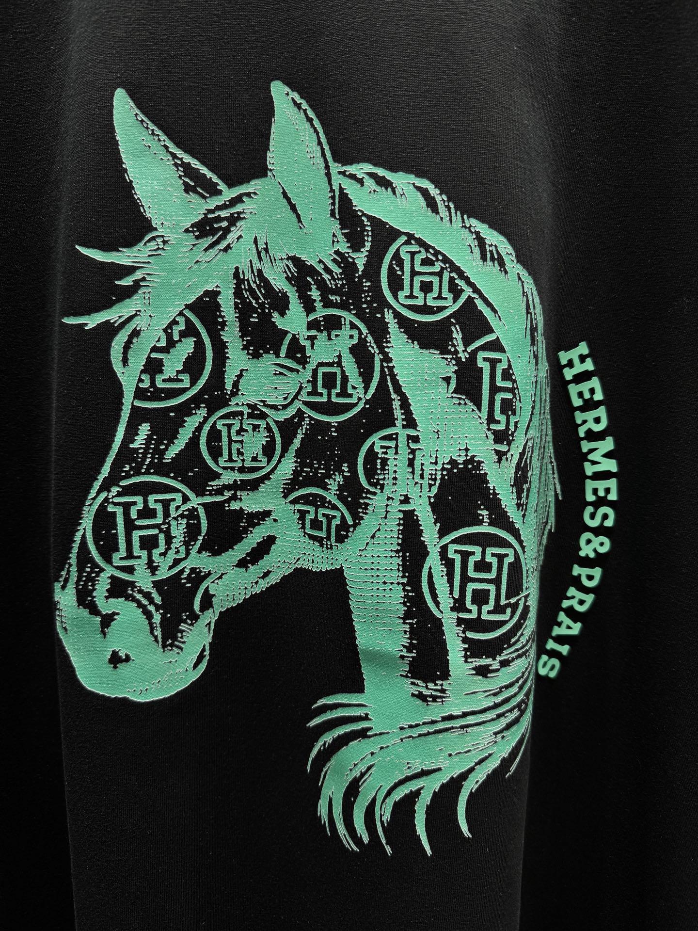 エルメス「Hermès」 クルーネックTシャツ 軽やかな着心地 春夏新作