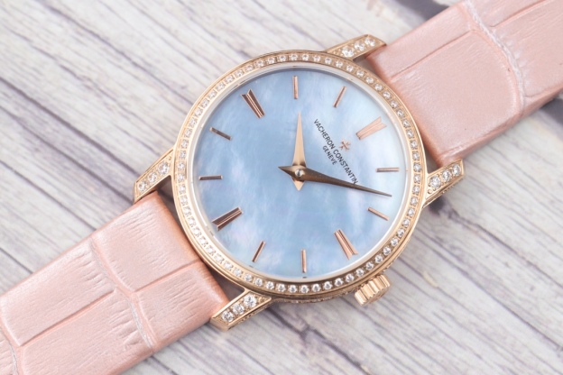 ヴァシュロン・コンスタンタン トラディショネル 33mm