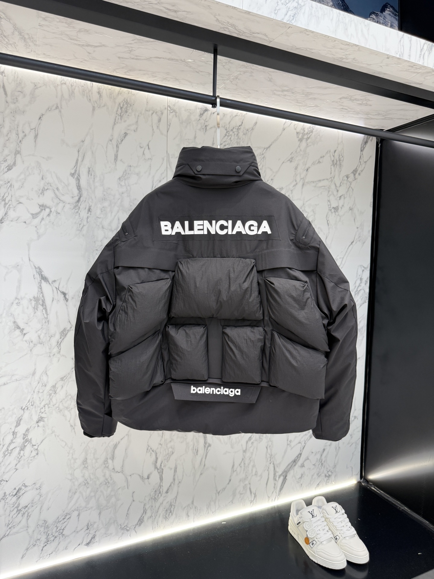 バレンシアガ「Balenciaga」‌メンズファッションスタンドカラーダウンジャケット