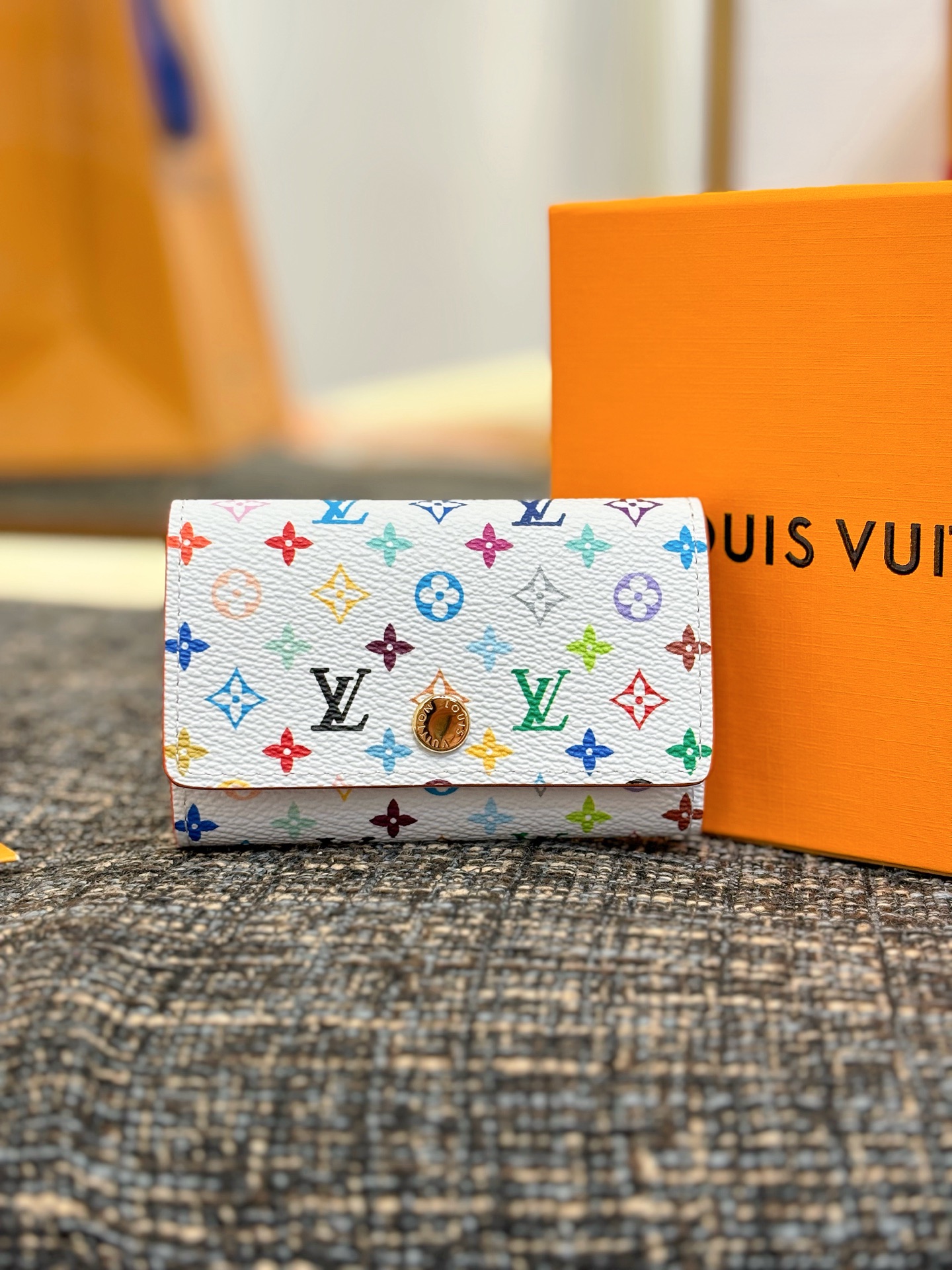 ルイ・ヴィトン「Louis Vuitton」LV × TM キーケース ミュルティクレ 6