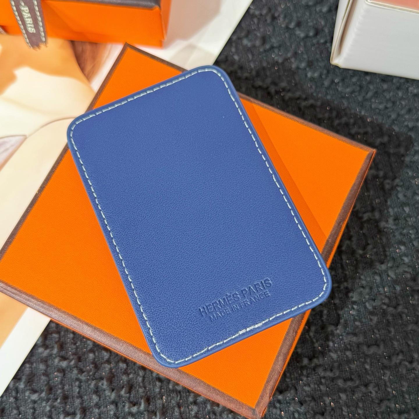 【限定新入荷】エルメス Cheval MagSafe 本革カードケース「12 シリーズ以降全 iPhone 対応」