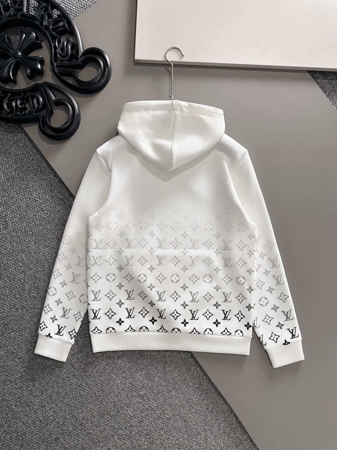 ルイ・ヴィトン「Louis Vuitton」パーカーシャツ