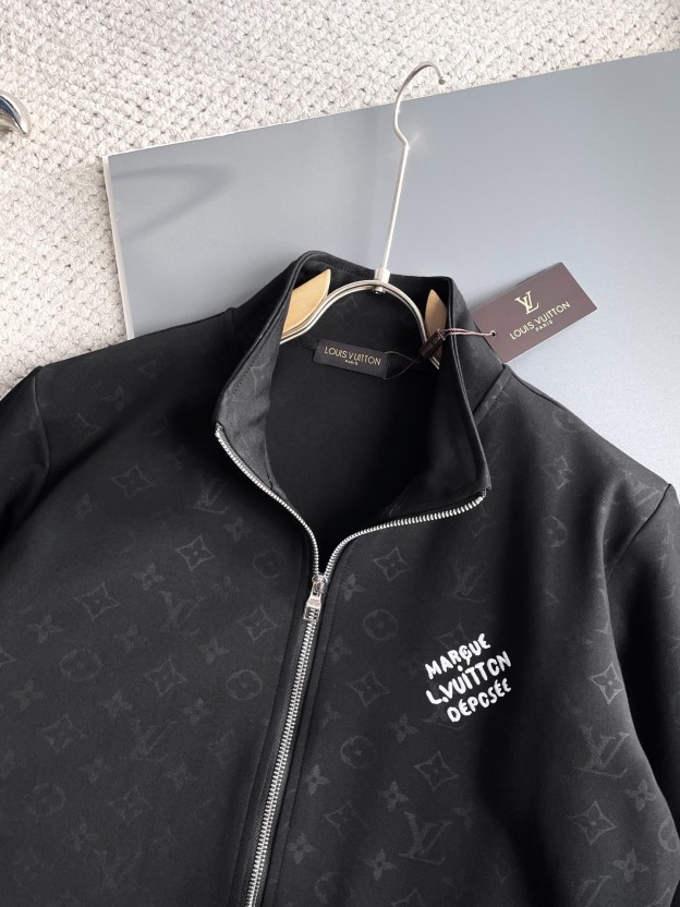 ルイ・ヴィトン「Louis Vuitton」メンズ  カジュアルスポーツセット