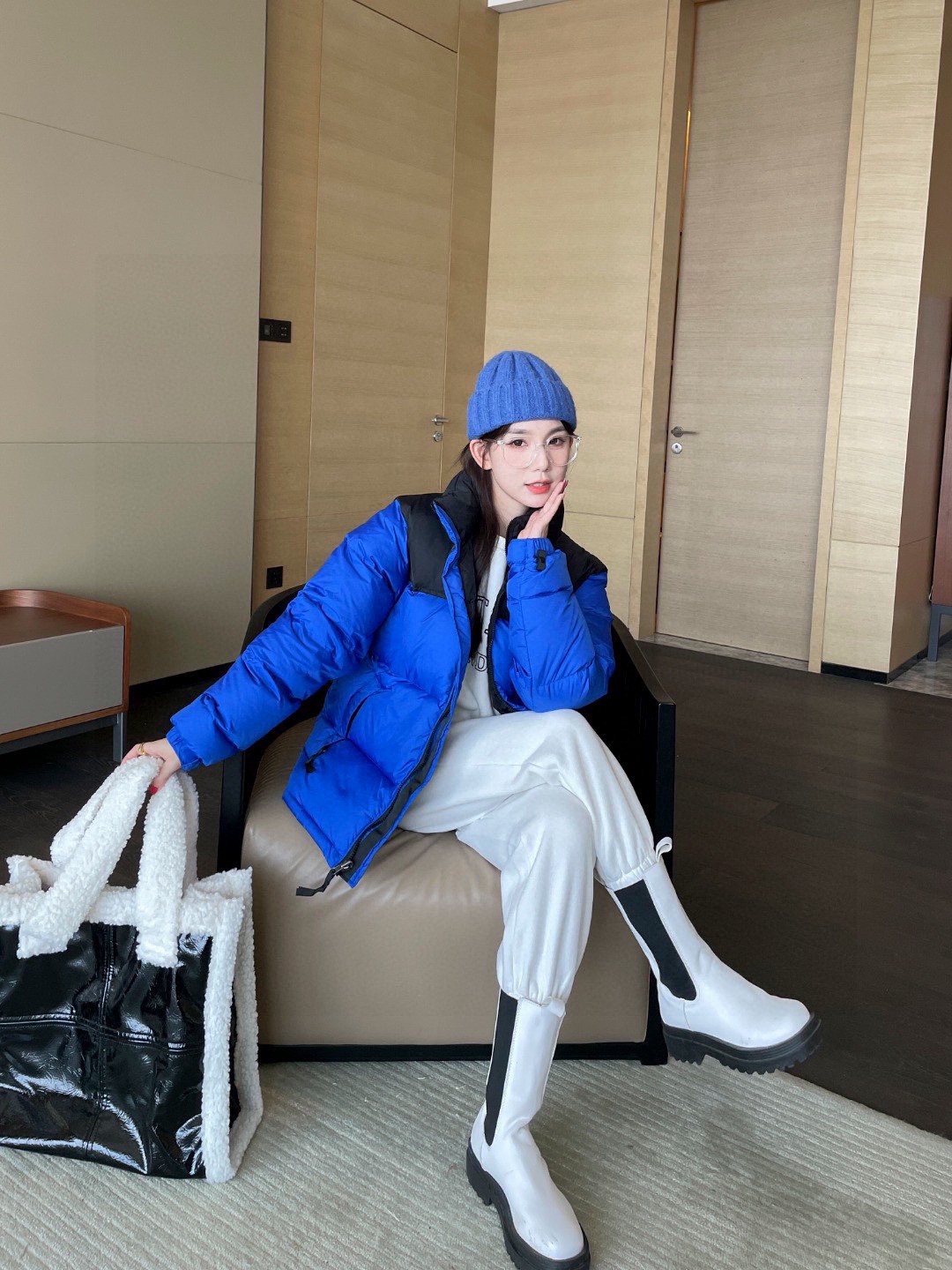 ザ・ノースフェイス Nuptse  クラシックなレディースショートダウンジャケット
