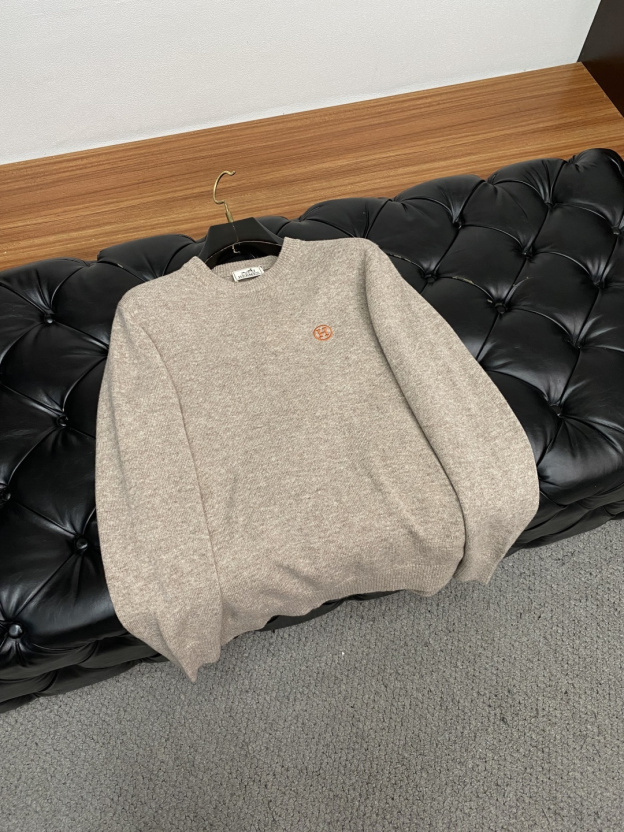 エルメス「Hermès」ムートンニットセーター