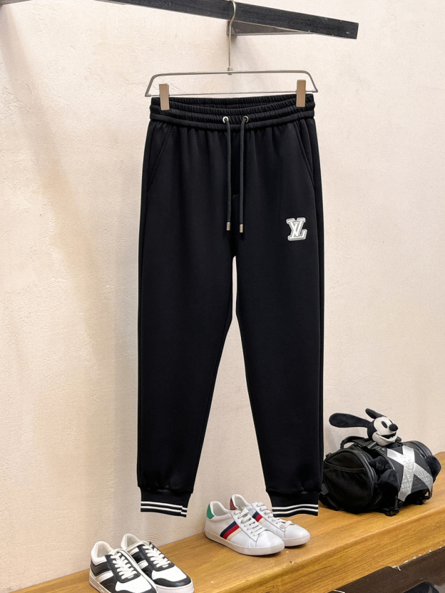 ルイ・ヴィトン「Louis Vuitton」秋冬カジュアルカーディガンスポーツセット