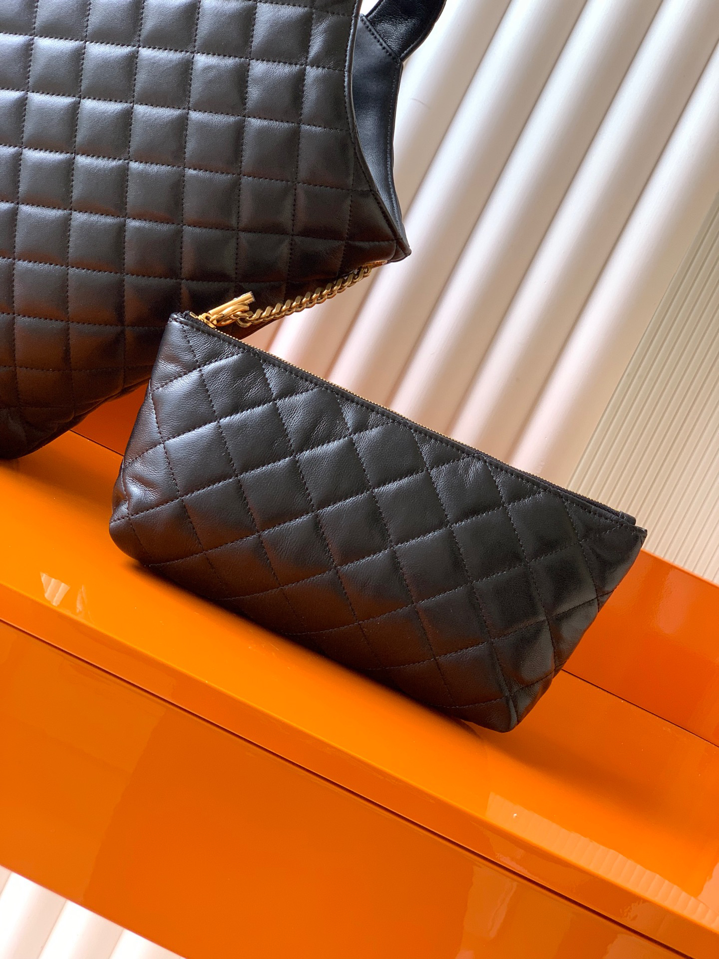 サンローラン「Saint Laurent」イカール ミディアム（キルティングナッパレザー）