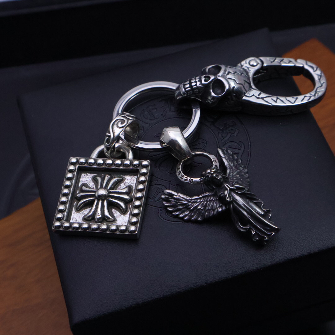 クロムハーツ「Chrome Hearts」キーホルダー＆バッグチャーム - トレンドシンボル