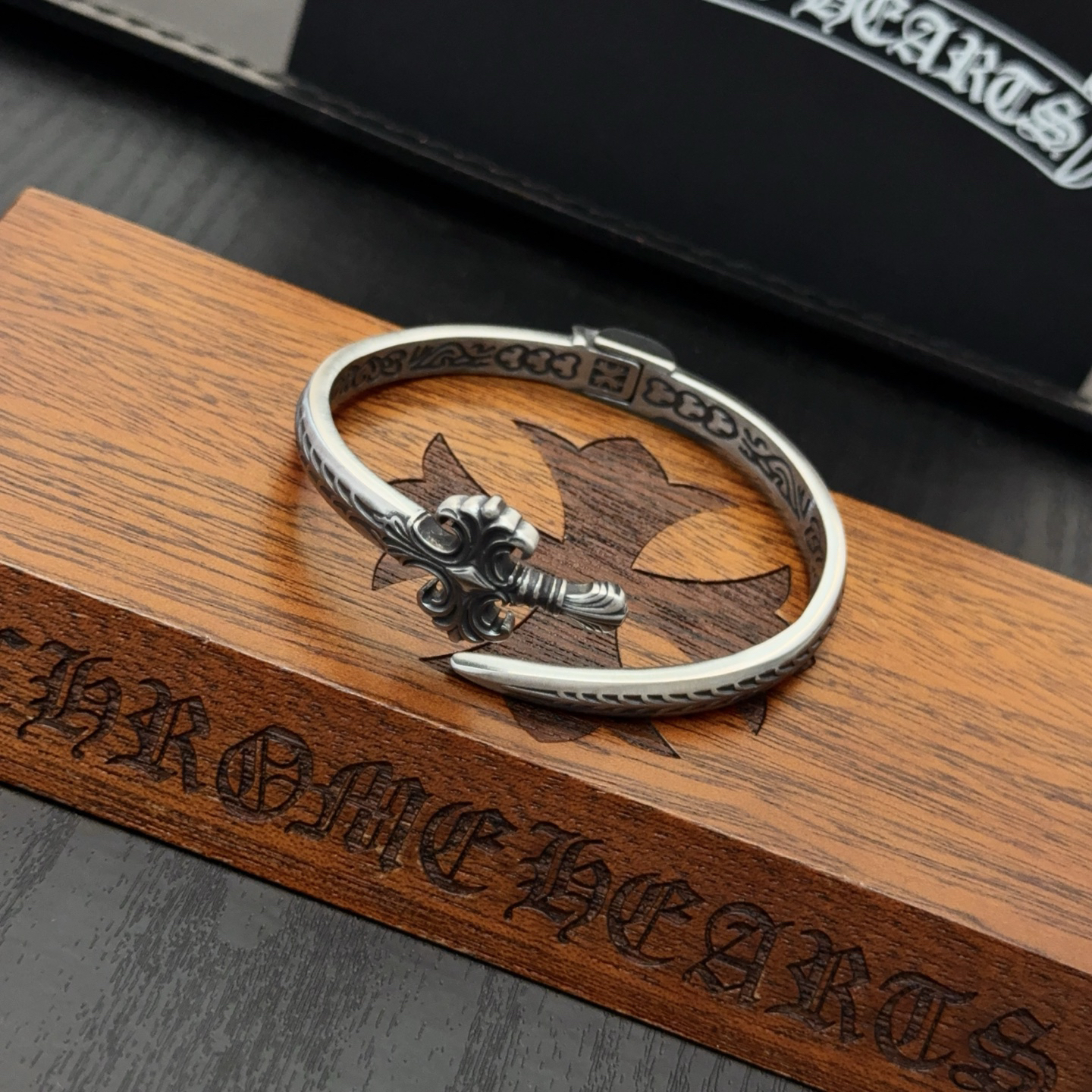 クロムハーツ「Chrome Hearts」ブレスレット - ヴィンテージ＆ロックテイスト ペア用