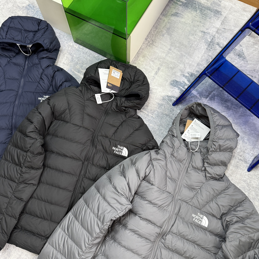 ザ・ノースフェイス メンズ フード付きダウンジャケット、ふんわりアウトドア登山ハイキング通勤ウェア