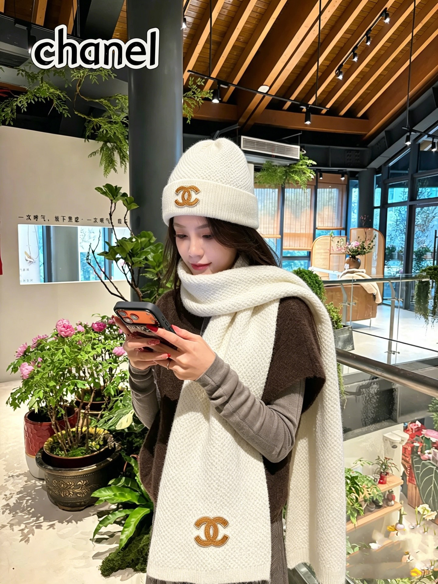 【定番人気】シャネル 秋冬 防寒アクセサリー マフラー＆ハットセット