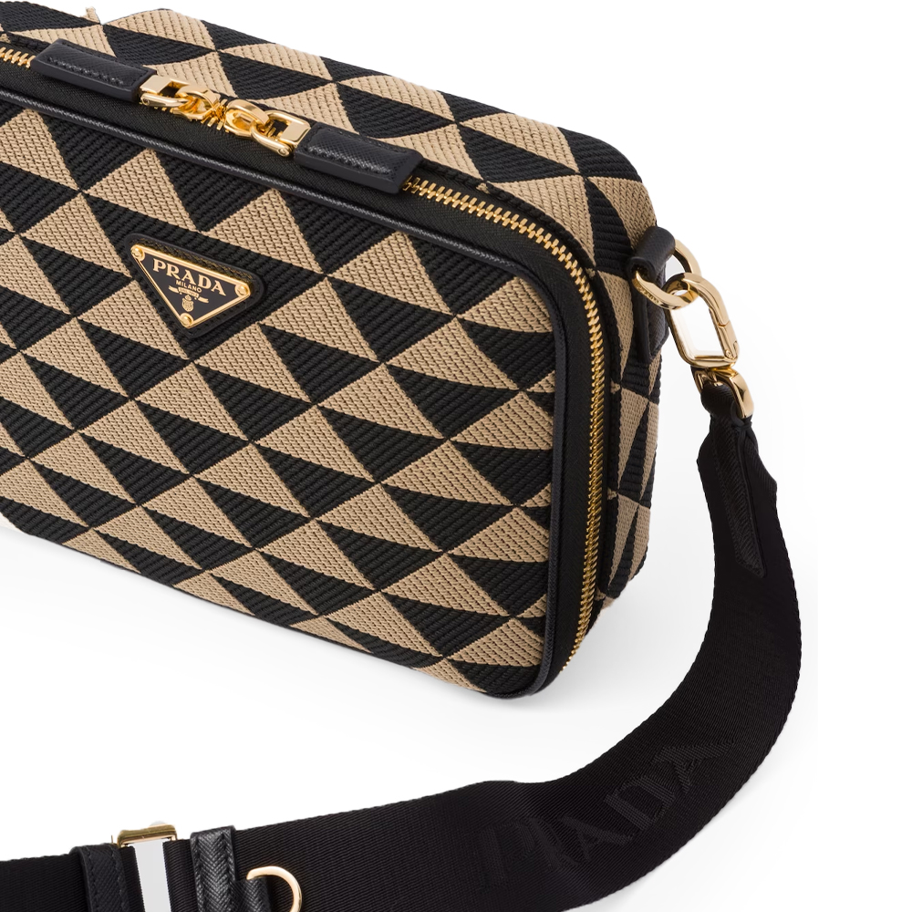 プラダ「Prada」 ブリック エンブロイダリーファブリック バッグ ブラック＋ベージュ