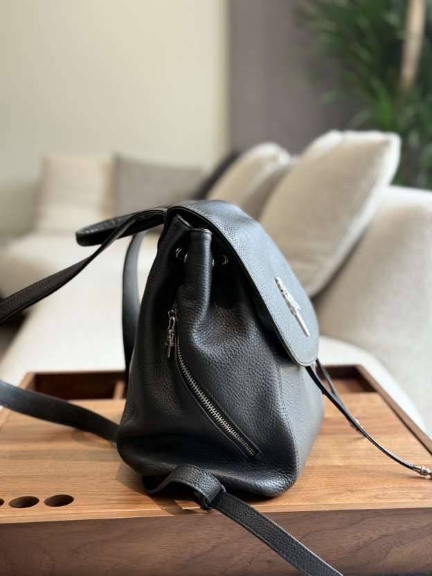 クロムハーツ「Chrome Hearts」十字架のリュックサック