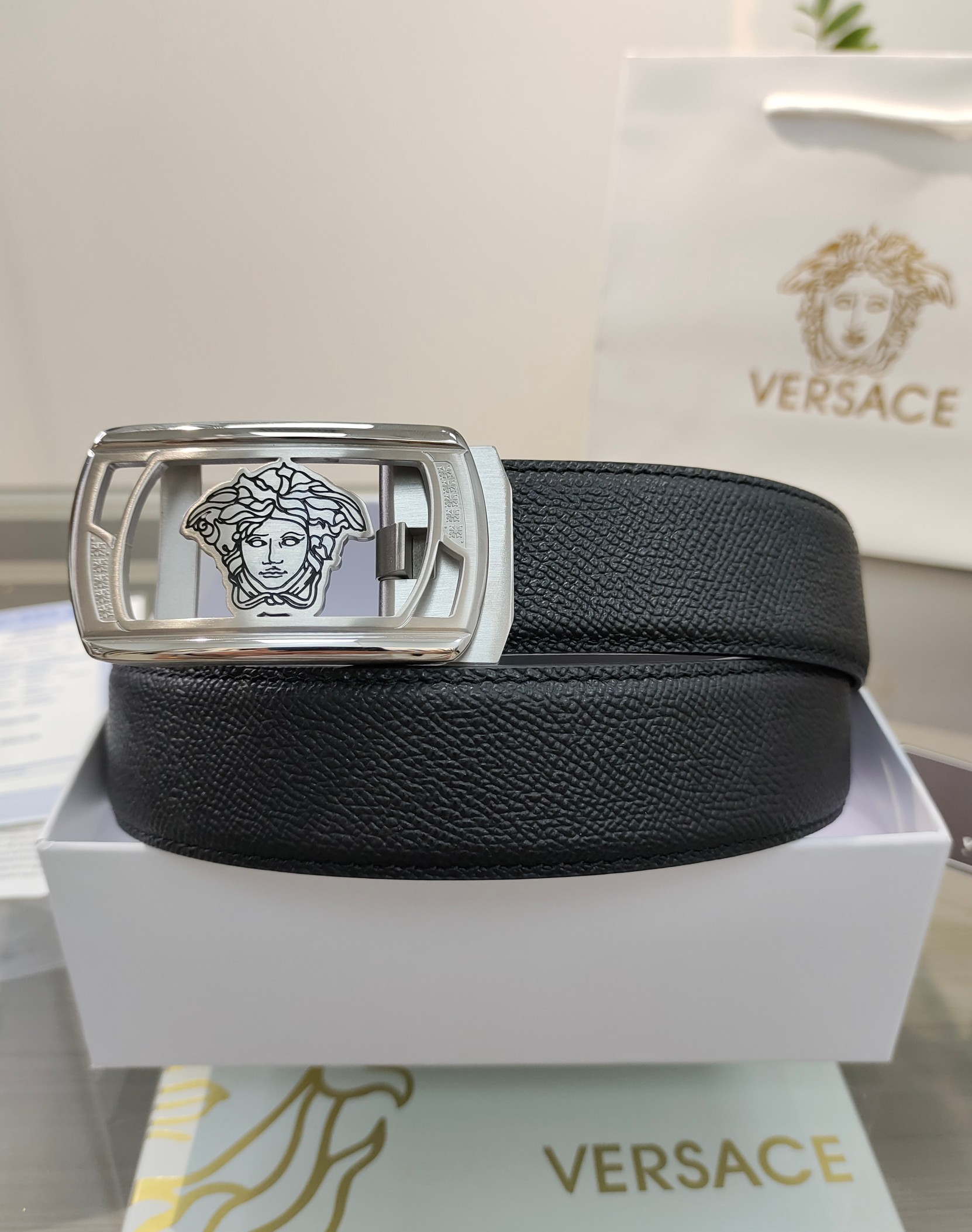 【先行新作】Versace トレンドラグジュアリーベルト「全長約 100cm」