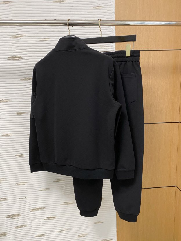 プラダ「Prada」メンズ  カジュアルスポーツセット