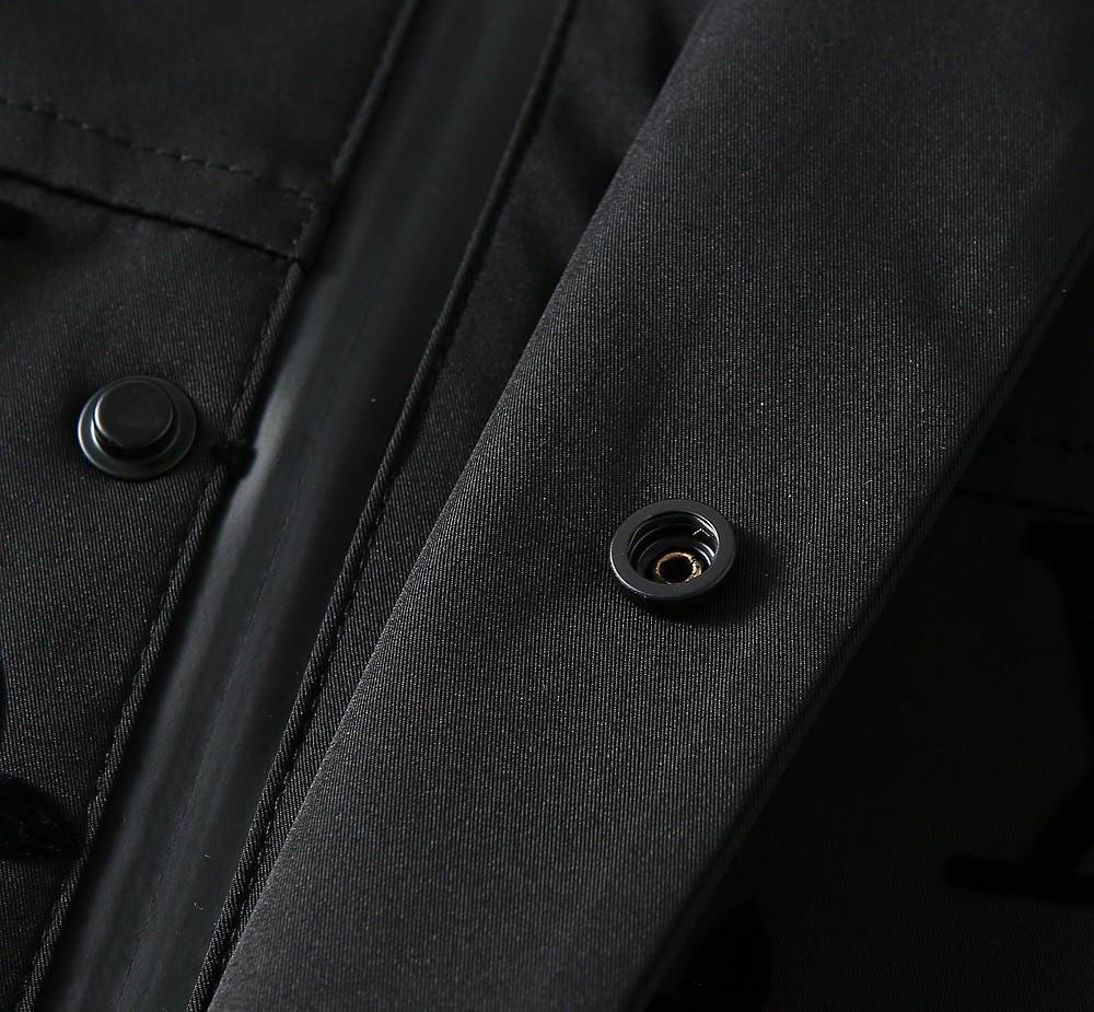 ルイ・ヴィトン「Louis Vuitton」秋冬コレクション クイルテッド ジャケット