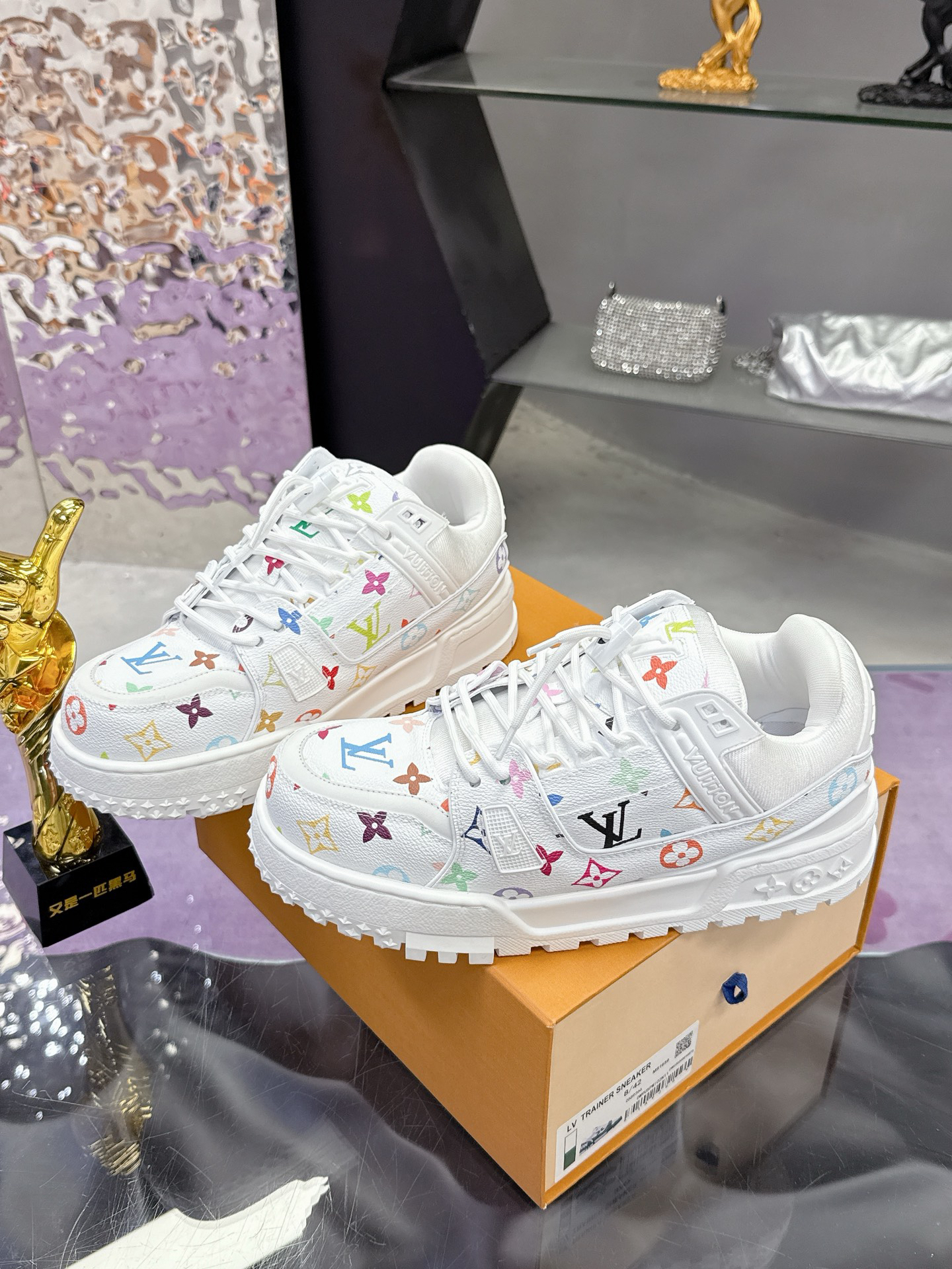 ルイ・ヴィトン「Louis Vuitton」LV × TM LV トレイナー マキシ スニーカー【男女兼用】