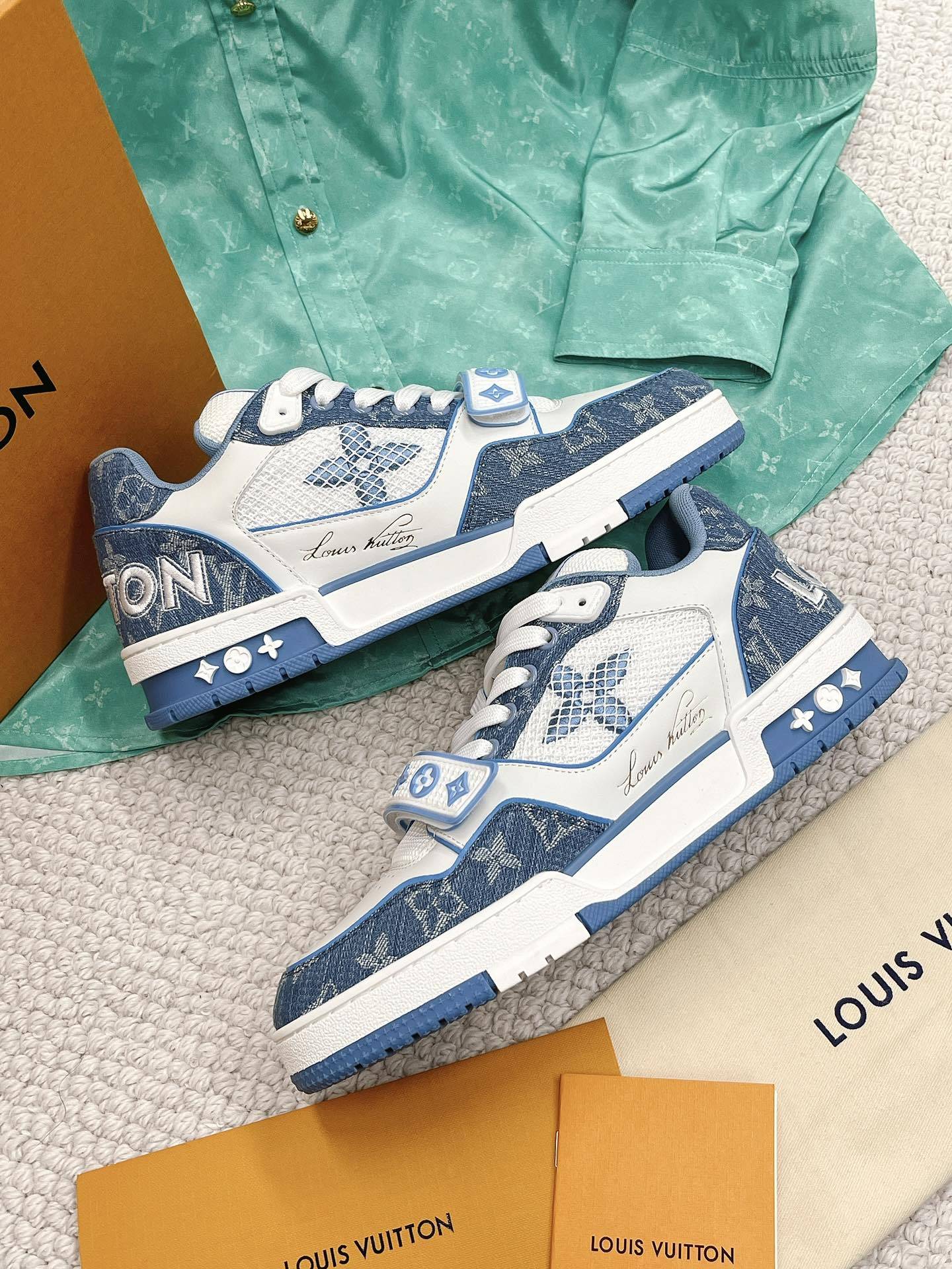 ルイ・ヴィトン「Louis Vuitton」LV トレイナー スニーカー - テクニカルメッシュ