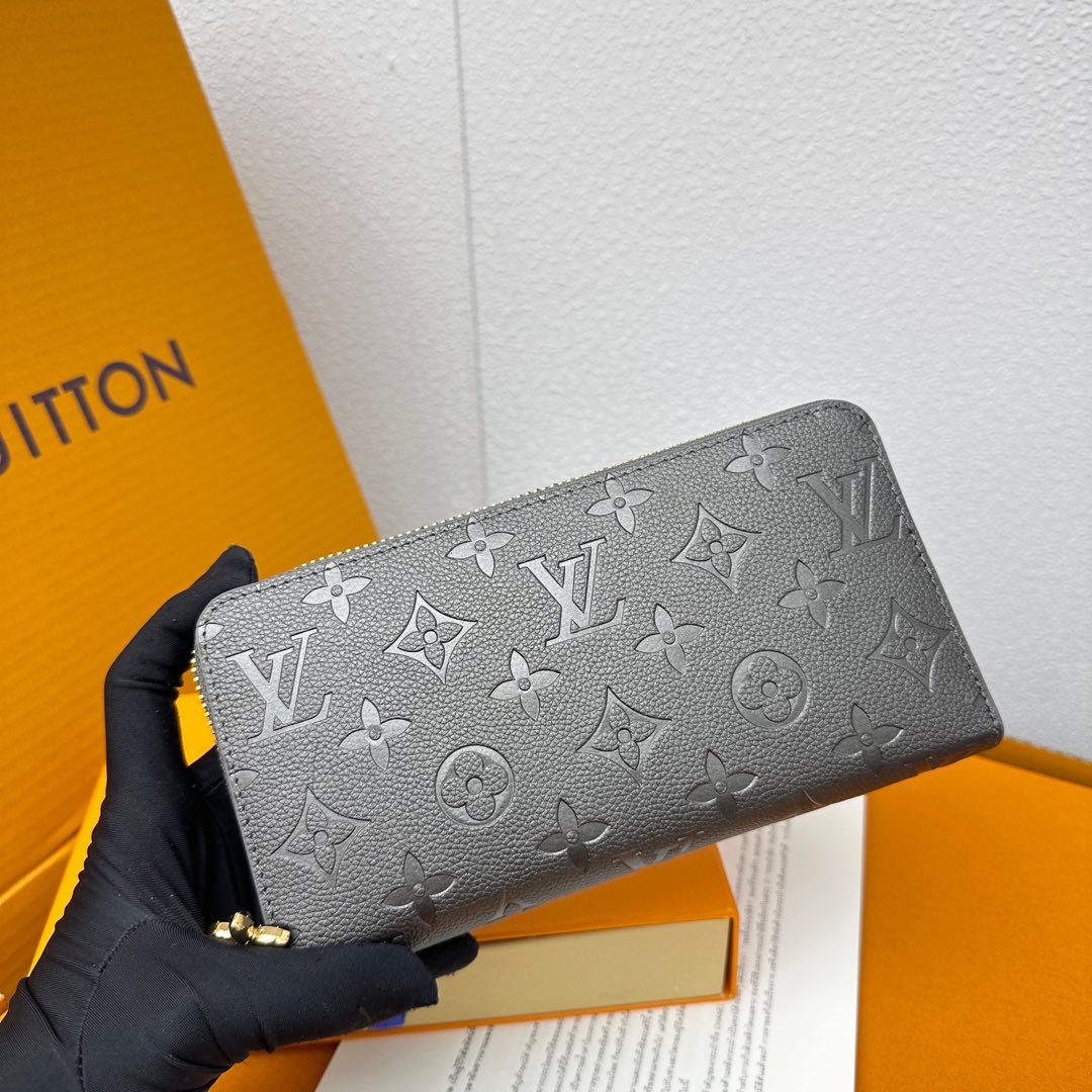 ルイ・ヴィトン「Louis Vuitton」ジッピー ウォレット