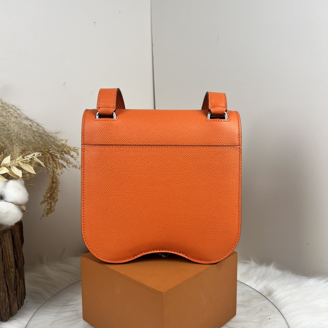 【厳選新入荷】エルメス Della Cavalleria Mini サドル金具クロスボディバッグ「乗馬モチーフ本革ショルダー」
