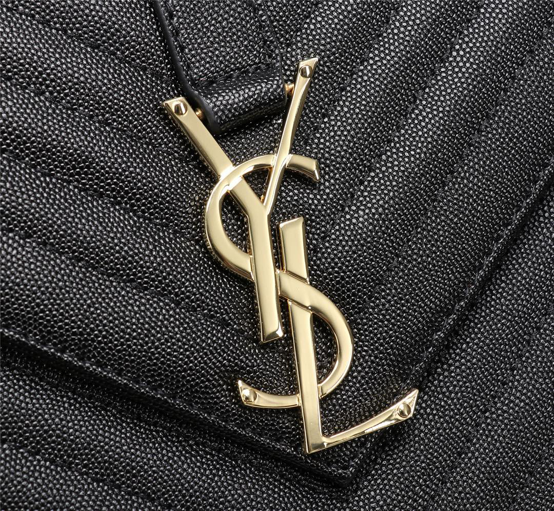 サンローラン「Saint Laurent」MONOGRAMME キルティングレザー ショルダーバッグ