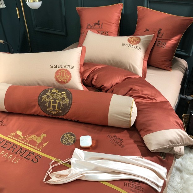 エルメス「Hermès」プレミアムコットン ゴールド＆シルバー刺繍 4点セット