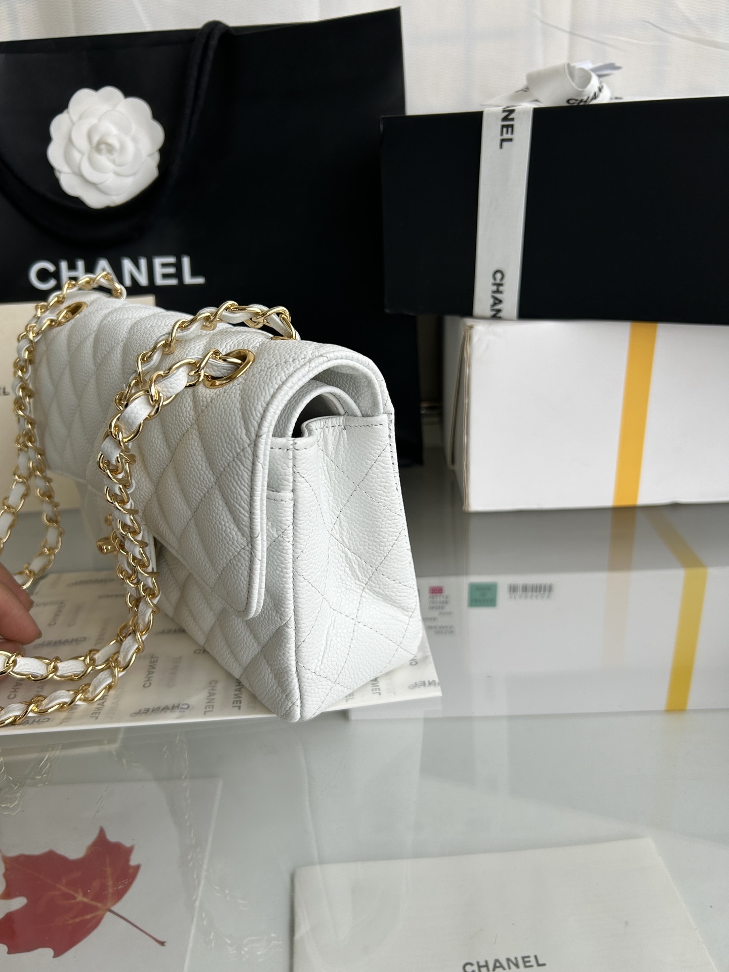 シャネル「Chanel」 Classic Flap レザー 菱格紋 ショルダーバッグ