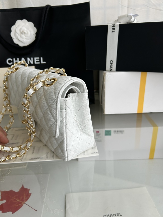 シャネル「Chanel」 Classic Flap レザー 菱格紋 ショルダーバッグ