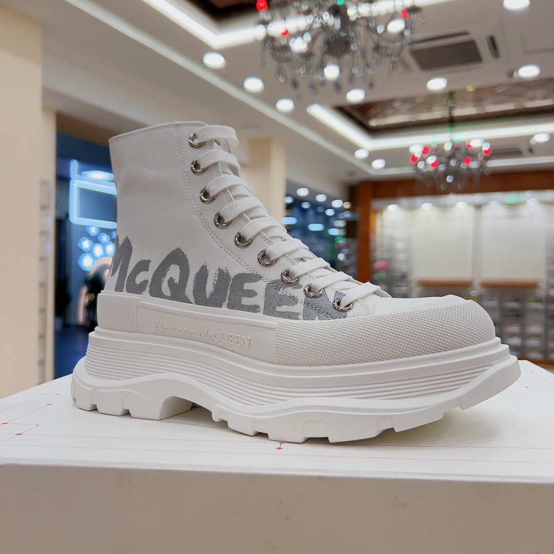 アレキサンダー・マックイーン［Alexander McQueen］オーバーサイズド スニーカー フルカラーバリエーション