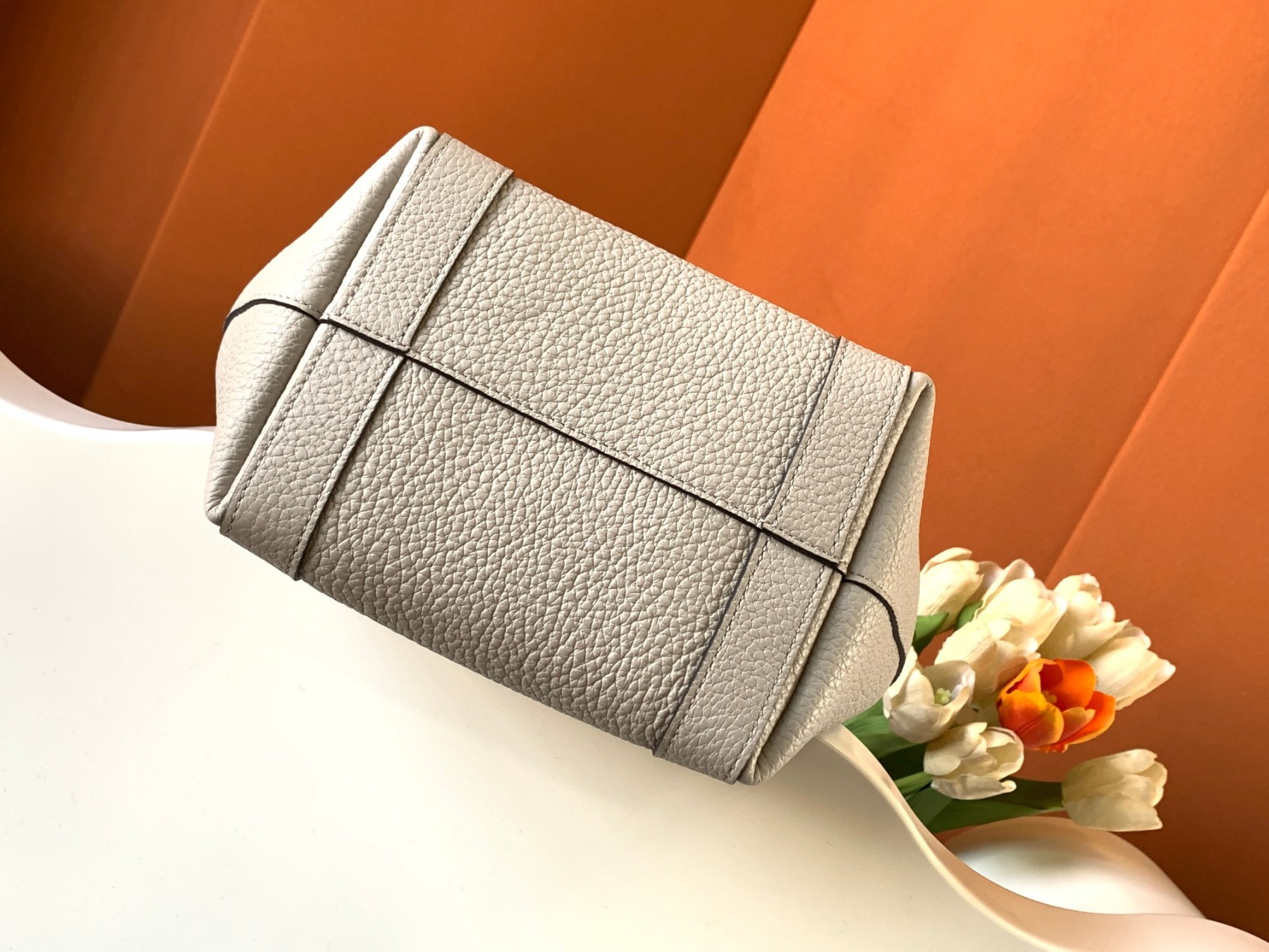 モイナ「Moynat」Duo Tote BB レザートートバッグ