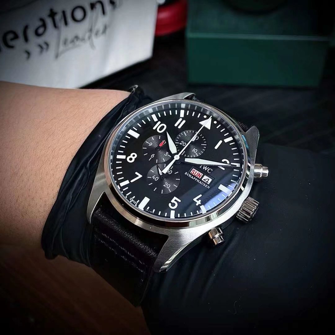 アイダブリューシー［IWC］インターナショナル・ウォッチ・カンパニー スピットファイア ピロット シリーズ オートマティック メカニカル メンズウォッチ40MM