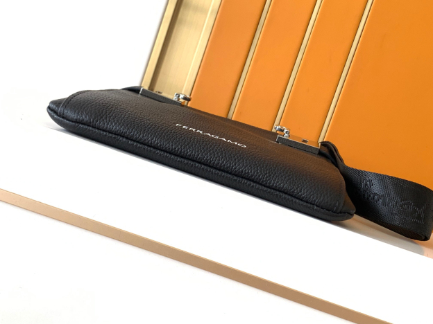 フェラガモ「Ferragamo」サルヴァトーレ フェラガモ サングラス