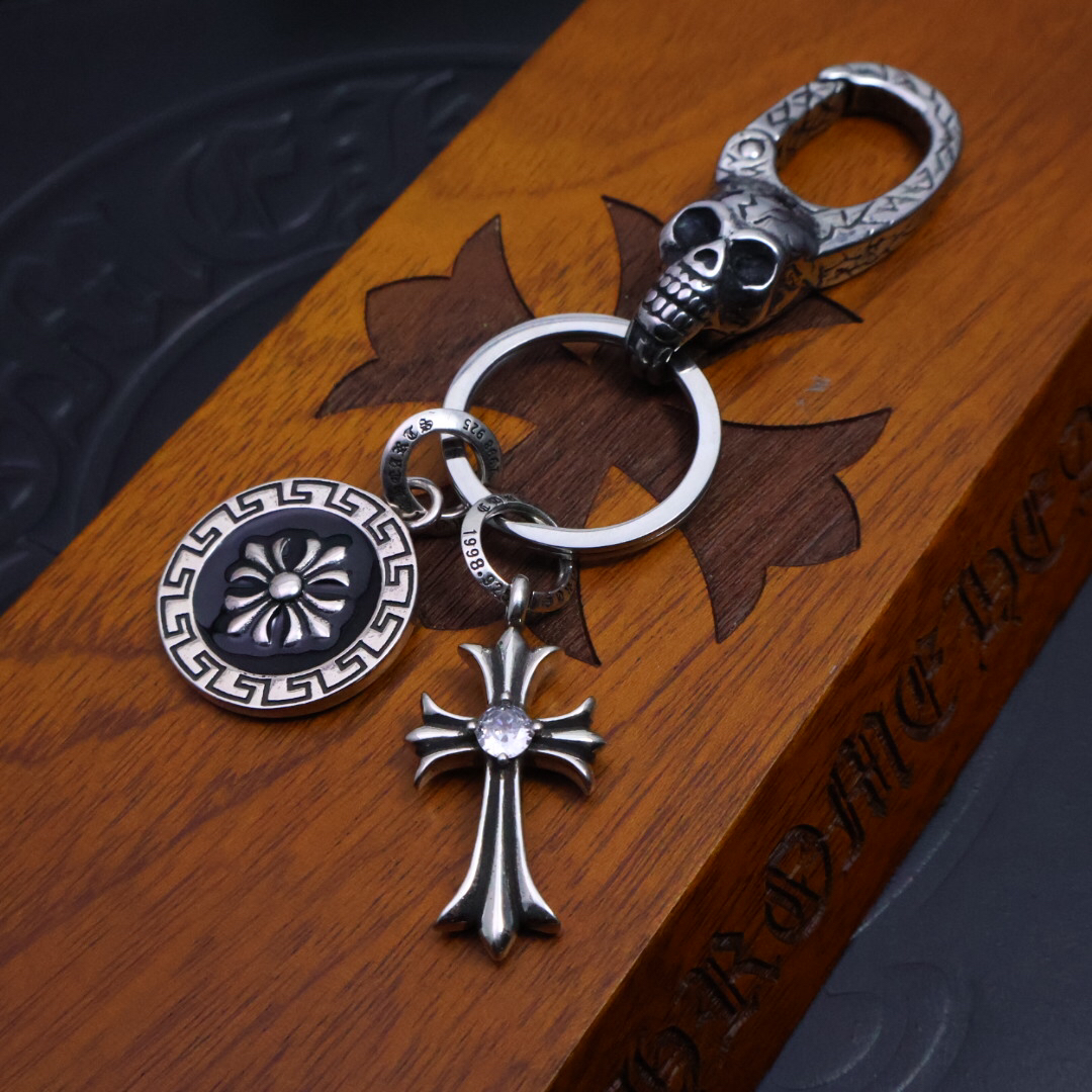 クロムハーツ「Chrome Hearts」キーホルダー＆バッグチャーム - トレンドシンボル