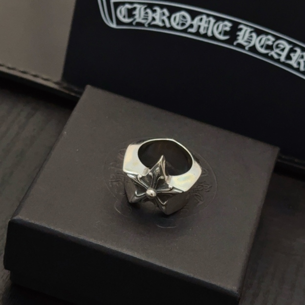 クロムハーツ「Chrome Hearts」クラシックヴィンテージ＆モダンリング