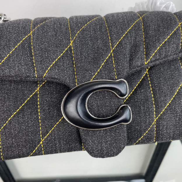 コーチ「Coach」Tabby 20 菱格纹绗缝 デニム チェーンショルダーバッグ