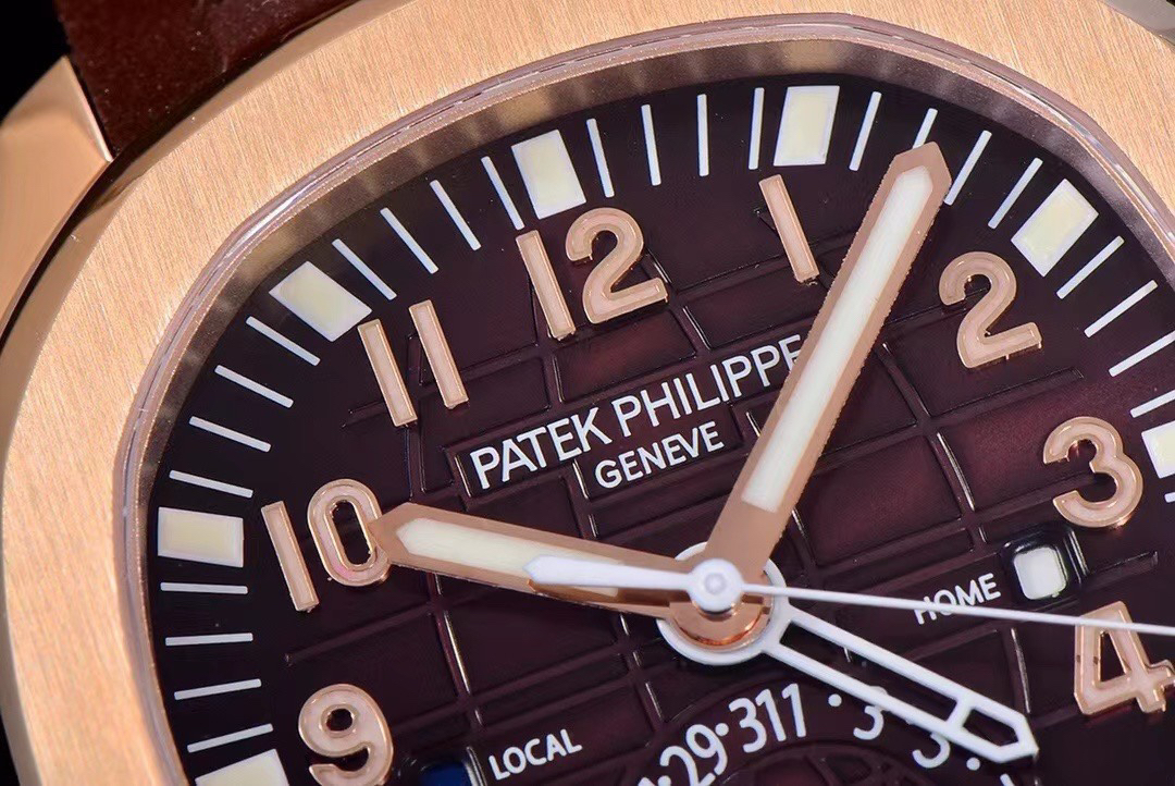 パテック フィリップ「Patek Philippe」アクアノート トラベルタイム40mmメンズウォッチ