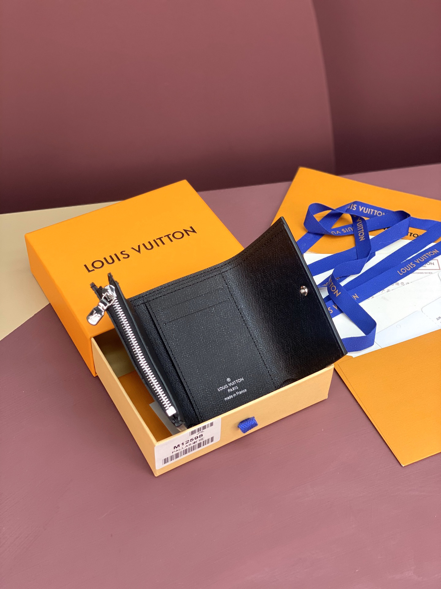 ルイ-ヴィトン(Louis Vuitton) ヴィクター･ウォレット