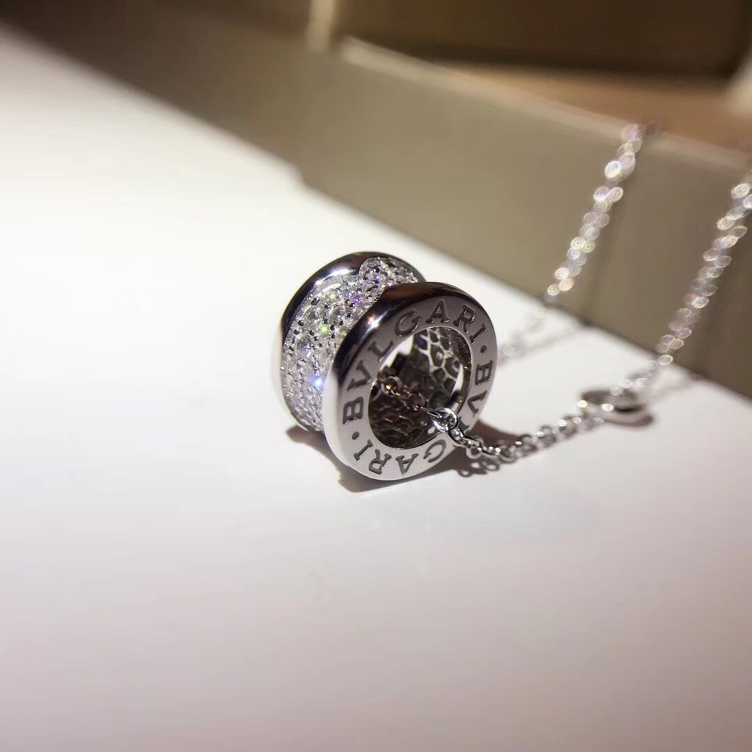 ブルガリ「Bvlgari」B.zero1 フルダイヤモンド ネックレス44mm