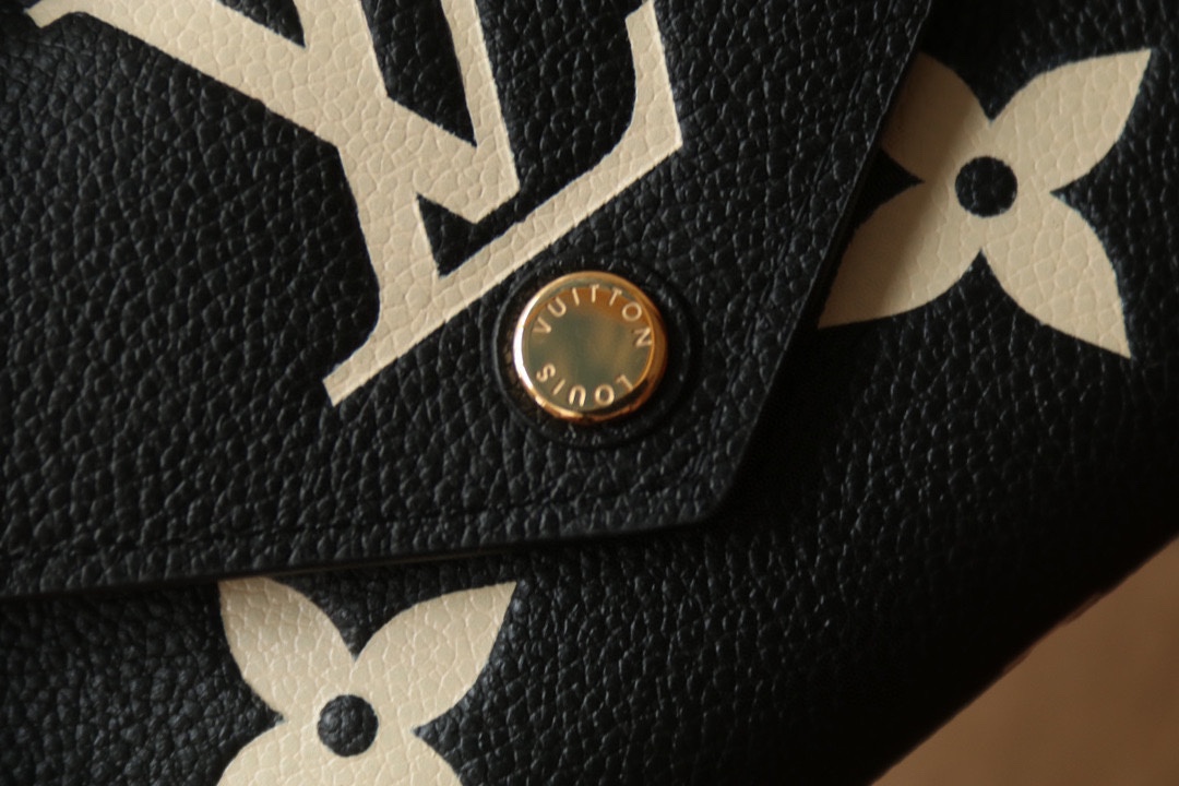 ルイ・ヴィトン(Louis Vuitton) ポルトフォイユ･ヴィクトリーヌ