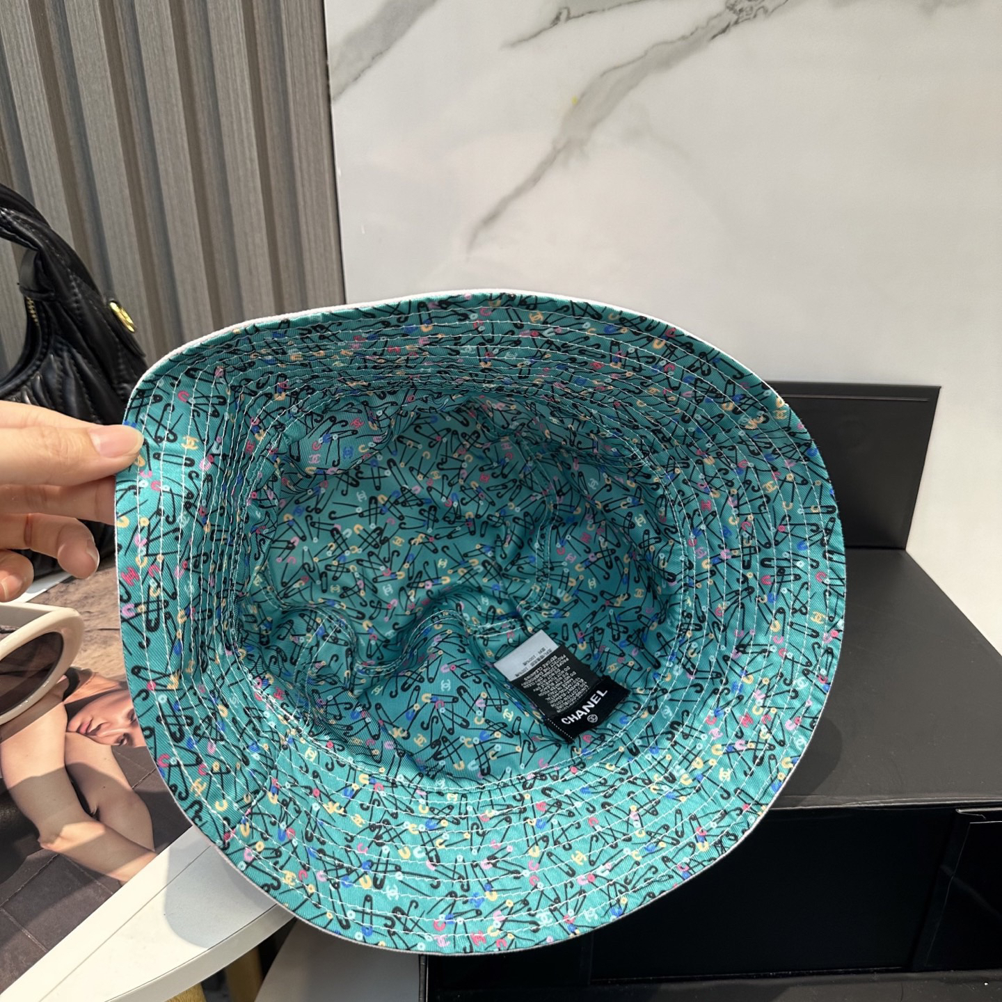 シャネル「Chanel」リバーシブル エンブロイダリー バケットハット