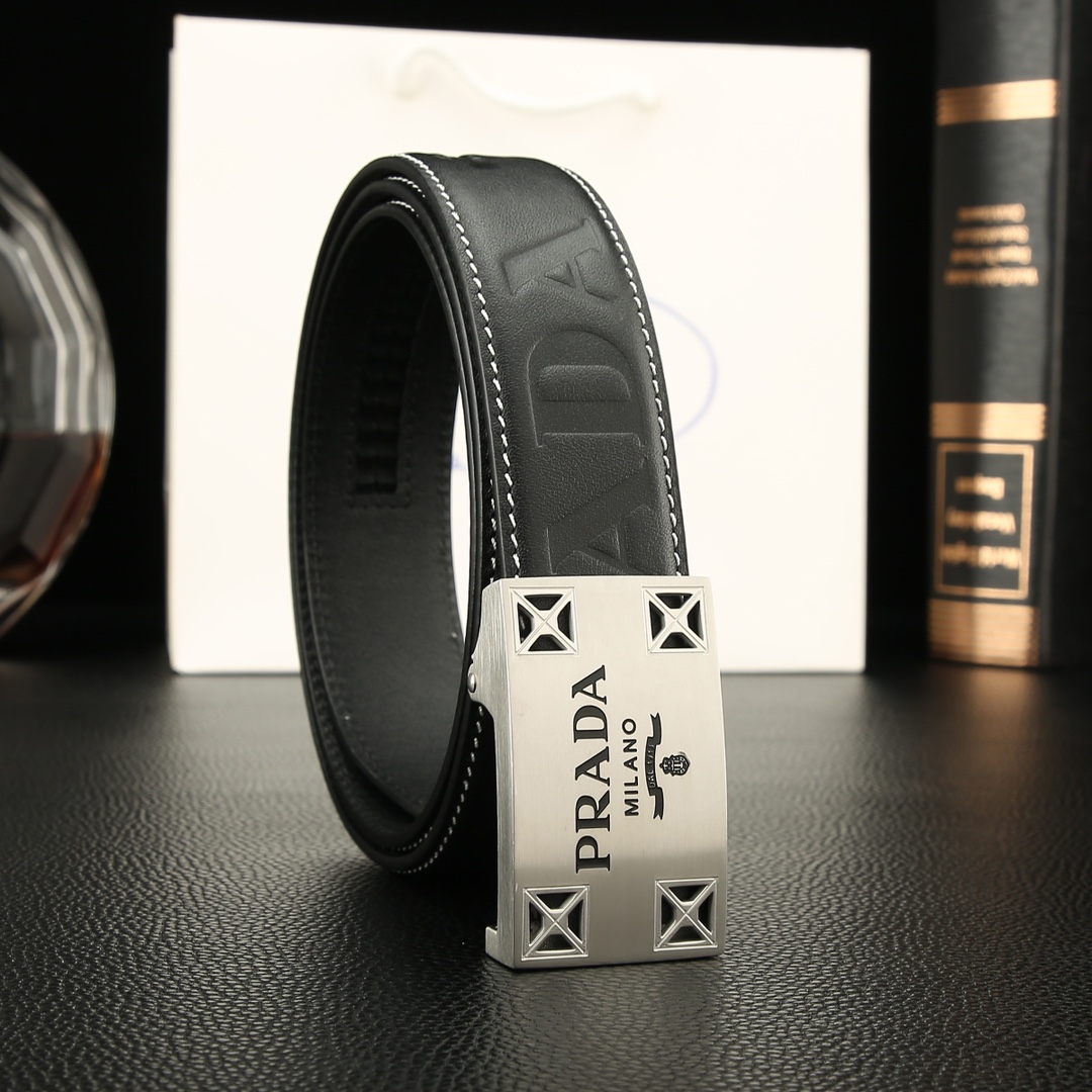 プラダ「Prada」メンズ オートマチック レザーベルト100CM