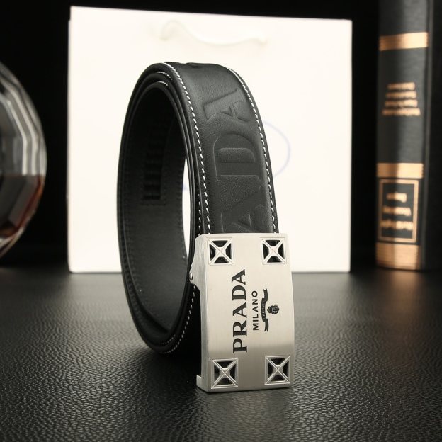 プラダ「Prada」メンズ オートマチック レザーベルト100CM
