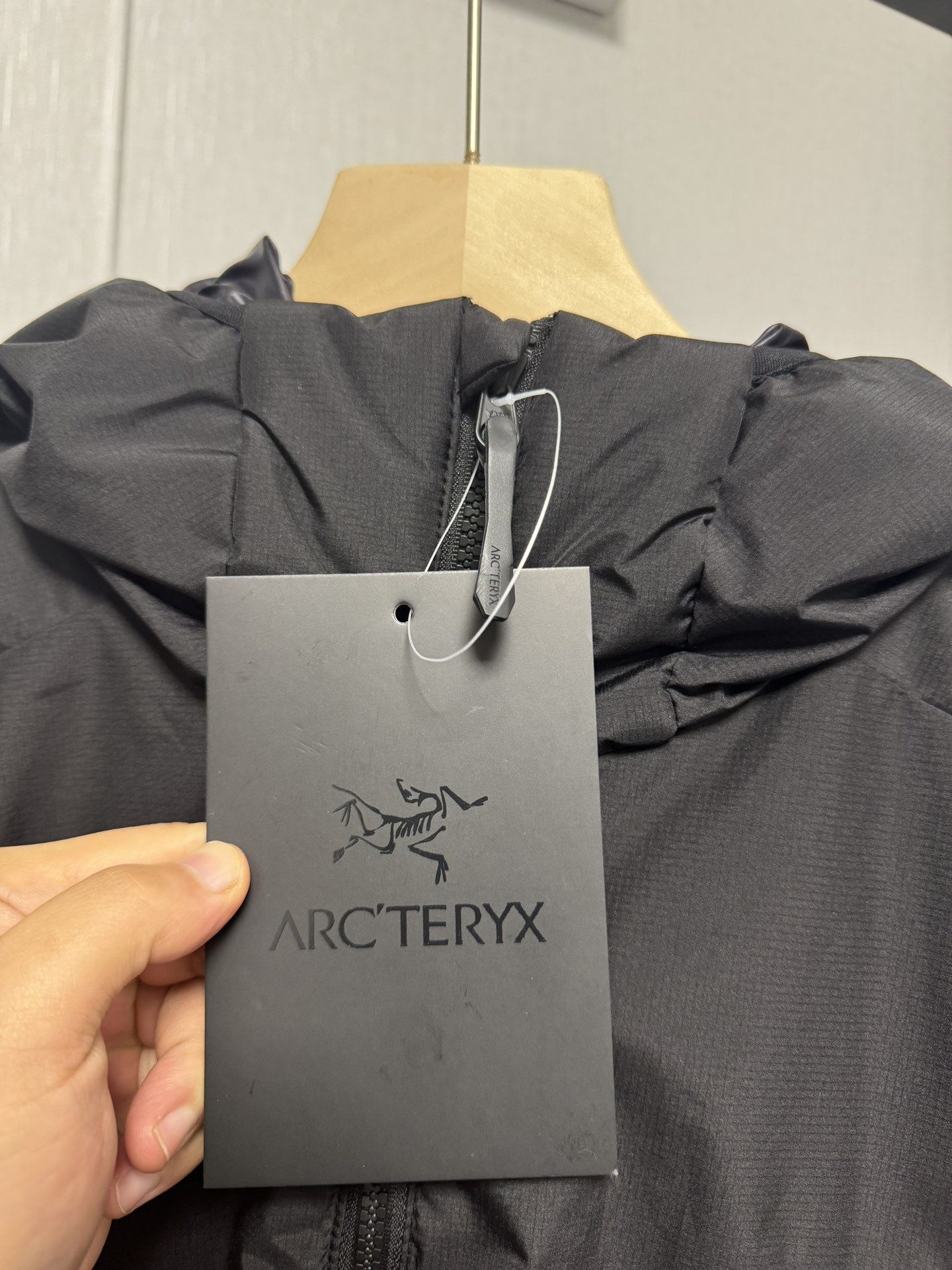 アークテリクス「ARC'TERYX」Atom Hoody メンズ インシュレーテッドジャケット