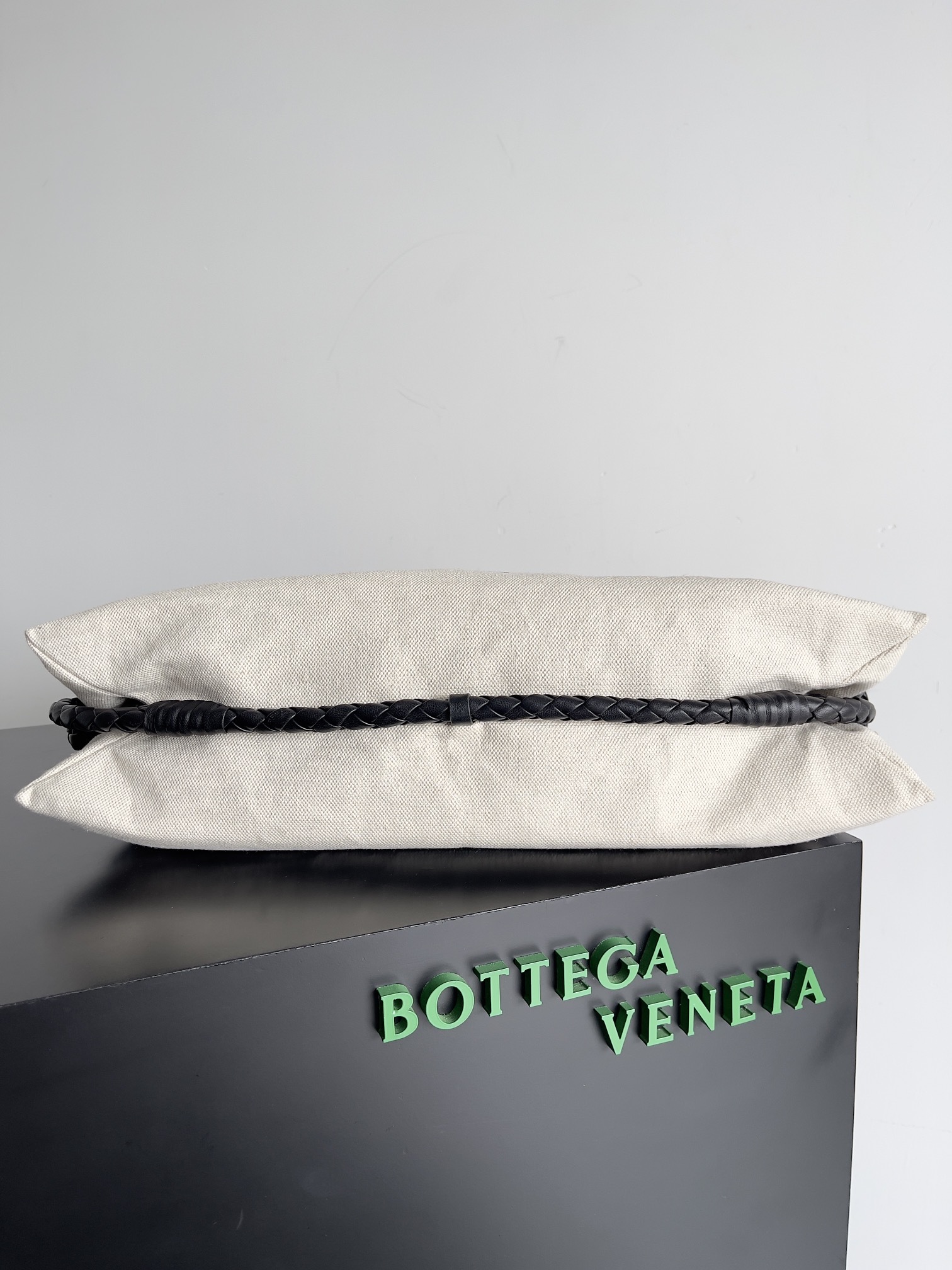 ボッテガ・ヴェネタ「Bottega Veneta」ロープノット キャンバストートバッグ