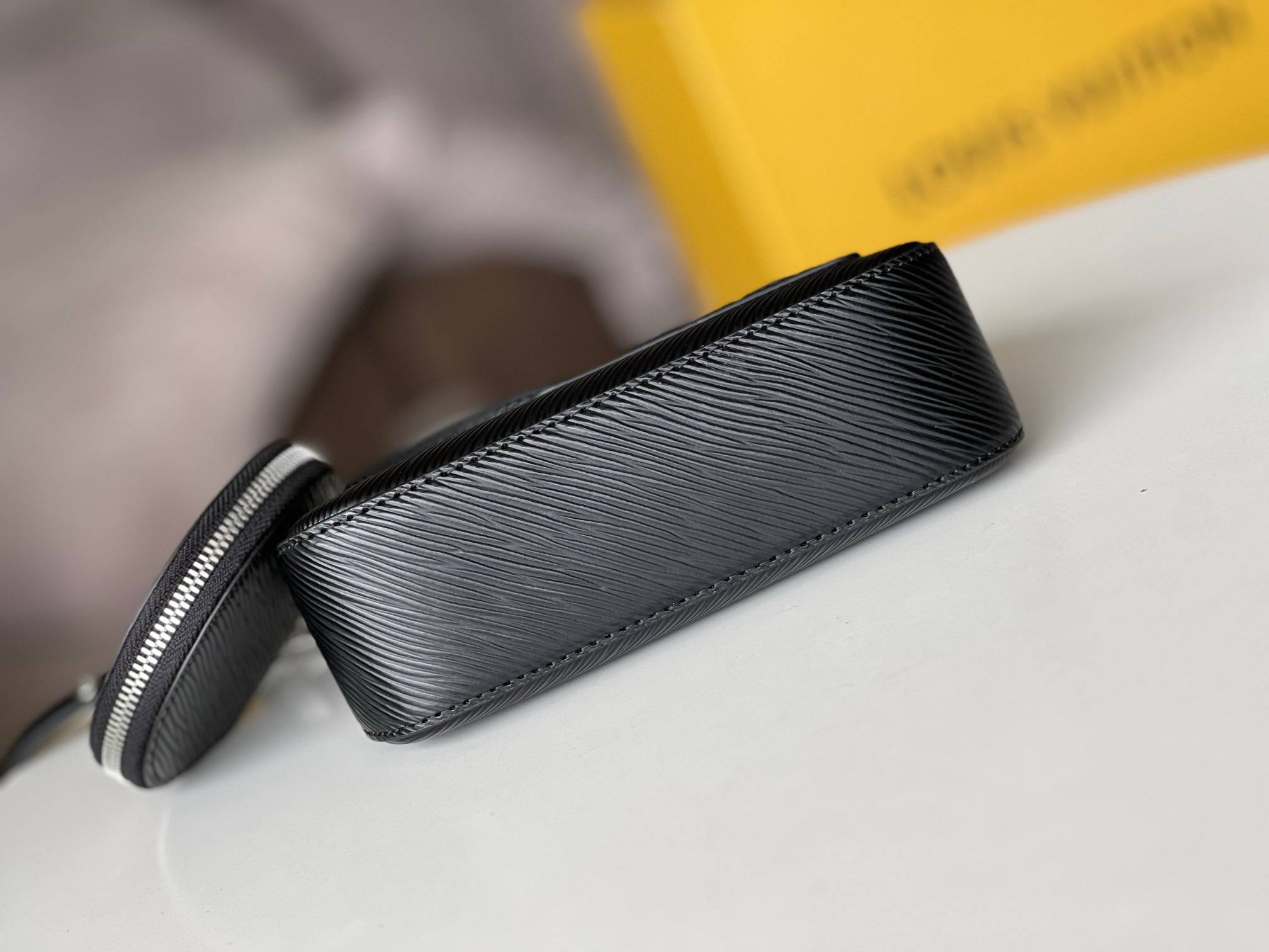 LOUIS VUITTON  Marelliniマレリーニ m20998